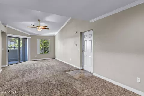 Living - 2025 E Campbell Ave #346, Phoenix, AZ 85016 photo 5 of 5