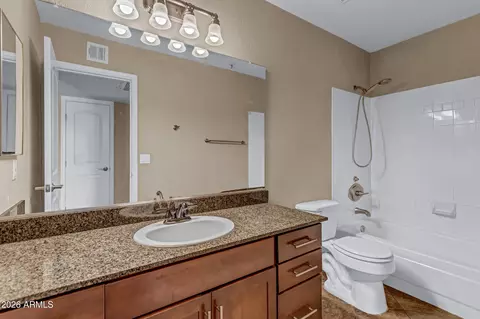 Bath - 2025 E Campbell Ave #346, Phoenix, AZ 85016 photo 1 of 1