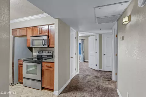 Entry Way - 2025 E Campbell Ave #346, Phoenix, AZ 85016 photo 2 of 2