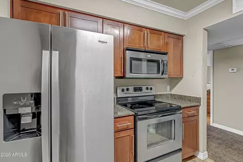 Kitchen - 2025 E Campbell Ave #346, Phoenix, AZ 85016 photo 2 of 3