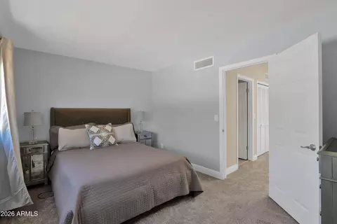 Bedroom - 3033 E Rose Ln, Phoenix, AZ 85016 photo 2 of 4