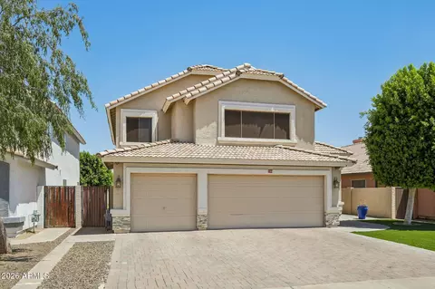Exterior - 704 E Windsor Dr, Gilbert, AZ 85296 photo 2 of 4