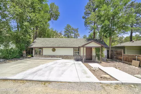1548 Oregon Ave, Prescott, AZ 86305