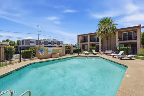Exterior - 31 W Pasadena Ave #11, Phoenix, AZ 85013 photo 1 of 4
