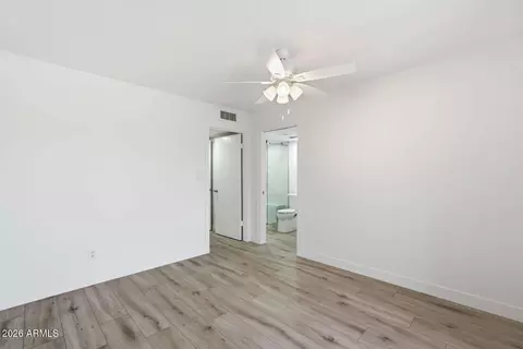 Bedroom - 31 W Pasadena Ave #11, Phoenix, AZ 85013 photo 4 of 7