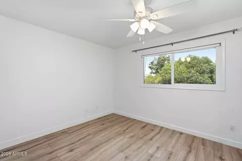Bedroom - 31 W Pasadena Ave #11, Phoenix, AZ 85013 photo 6 of 7