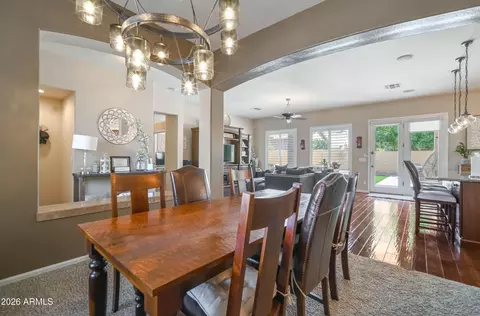 Dining - 4019 E Del Rio St, Gilbert, AZ 85295 photo 2 of 2