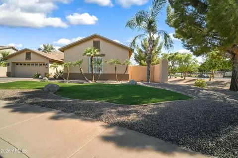 Exterior - 4019 E Del Rio St, Gilbert, AZ 85295 photo 10 of 11