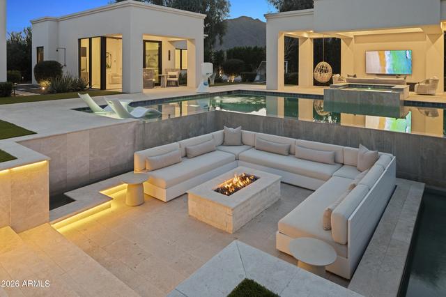 6220 N Casa Blanca Dr, Paradise Valley, AZ 85253