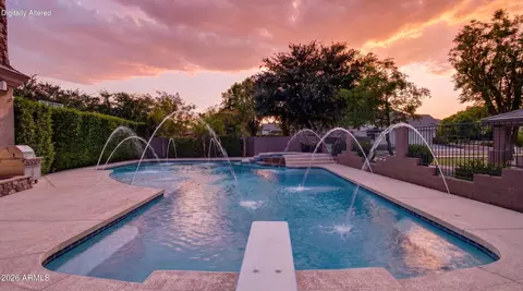 Exterior - 2918 E Waterman Way, Gilbert, AZ 85297 photo 11 of 21