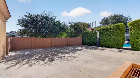 Exterior - 2918 E Waterman Way, Gilbert, AZ 85297 photo 7 of 21