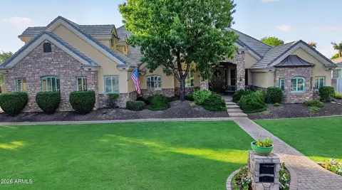 Exterior - 2918 E Waterman Way, Gilbert, AZ 85297 photo 1 of 21