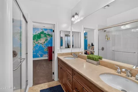 Bath - 2918 E Waterman Way, Gilbert, AZ 85297 photo 16 of 16