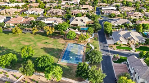View/Area - 2918 E Waterman Way, Gilbert, AZ 85297 photo 8 of 8