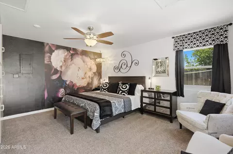 Bedroom - 5620 N 20th Dr, Phoenix, AZ 85015 photo 5 of 7