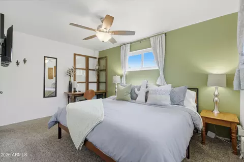 Bedroom - 5620 N 20th Dr, Phoenix, AZ 85015 photo 1 of 7