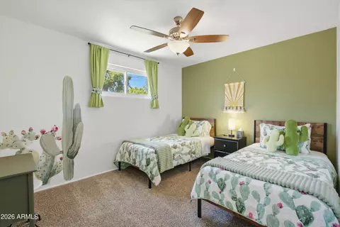 Bedroom - 5620 N 20th Dr, Phoenix, AZ 85015 photo 4 of 7
