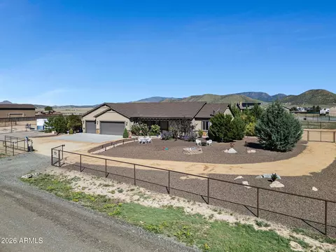 8833 N Grass Valley Ln, Prescott Valley, AZ 86315