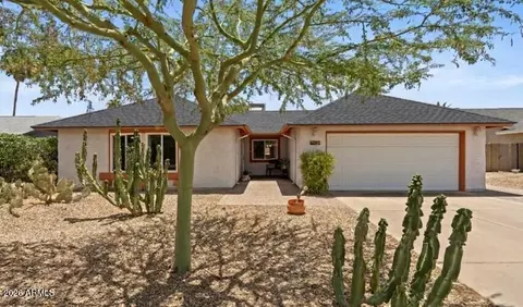 4247 E Ahwatukee Dr, Phoenix, AZ 85044 photo 1