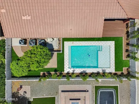 Exterior - 3041 E Camellia Dr, Gilbert, AZ 85296 photo 2 of 8