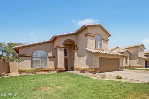 Exterior - 1848 E Aspen Way, Gilbert, AZ 85234 photo 4 of 10