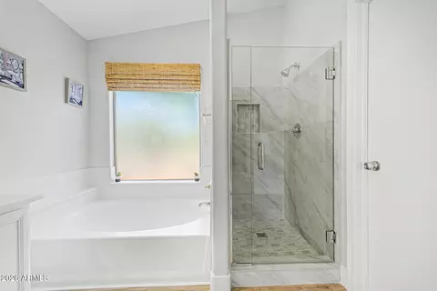 Bath - 1848 E Aspen Way, Gilbert, AZ 85234 photo 3 of 4