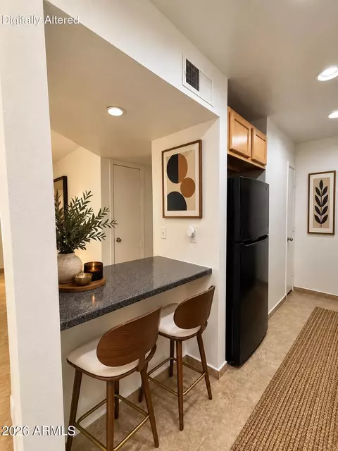 Kitchen - 1130 E Butler Dr #A1, Phoenix, AZ 85020 photo 3 of 4