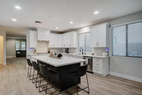 Kitchen - 2729 S Hansen Dr, Gilbert, AZ 85295 photo 1 of 6