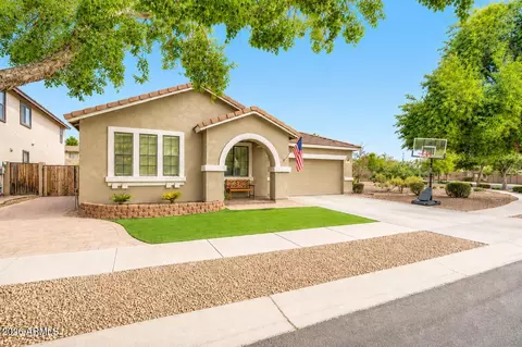 Other - 2729 S Hansen Dr, Gilbert, AZ 85295 photo 2 of 8