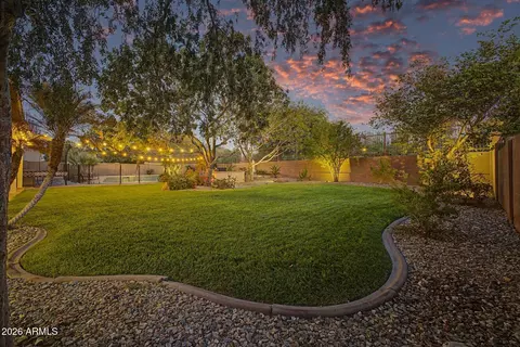 Exterior - 1829 E Beverly Rd, Phoenix, AZ 85042 photo 14 of 19