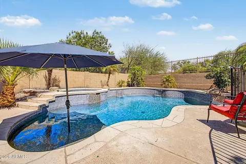 Exterior - 1829 E Beverly Rd, Phoenix, AZ 85042 photo 5 of 10