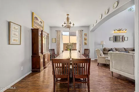 Dining - 1829 E Beverly Rd, Phoenix, AZ 85042 photo 1 of 2