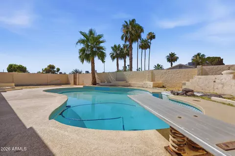 Exterior - 2254 W Wethersfield Rd, Phoenix, AZ 85029 photo 4 of 6