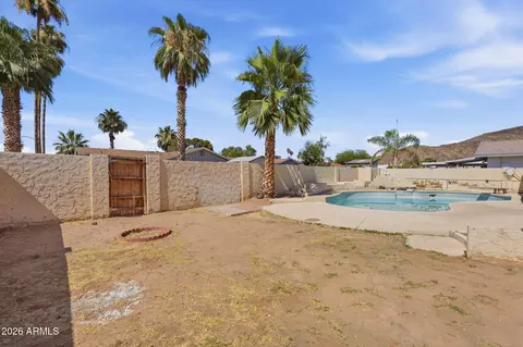 Exterior - 2254 W Wethersfield Rd, Phoenix, AZ 85029 photo 6 of 6