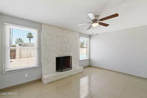 Living - 2254 W Wethersfield Rd, Phoenix, AZ 85029 photo 5 of 8