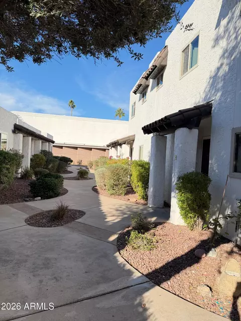 2400 N 71st St #E, Scottsdale, AZ 85257