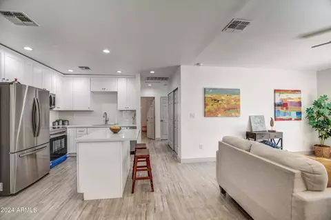 Kitchen - 3135 N 34th St, Phoenix, AZ 85018 photo 1 of 5