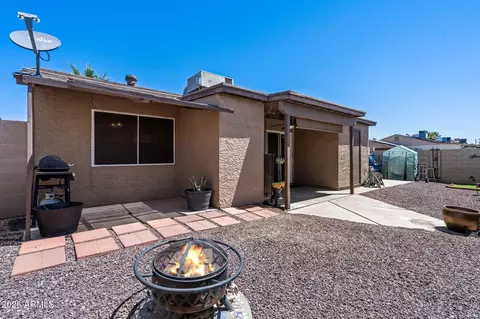 Exterior - 421 E Behrend Dr E, Phoenix, AZ 85024 photo 1 of 5