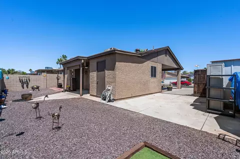 Exterior - 421 E Behrend Dr E, Phoenix, AZ 85024 photo 2 of 5