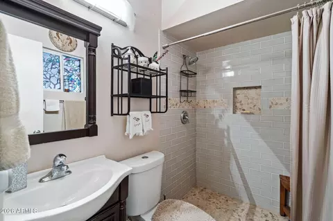 Bath - 421 E Behrend Dr E, Phoenix, AZ 85024 photo 1 of 1