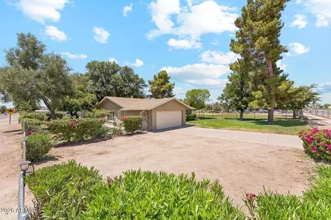 4701 W Greenway Rd, Glendale, AZ 85306