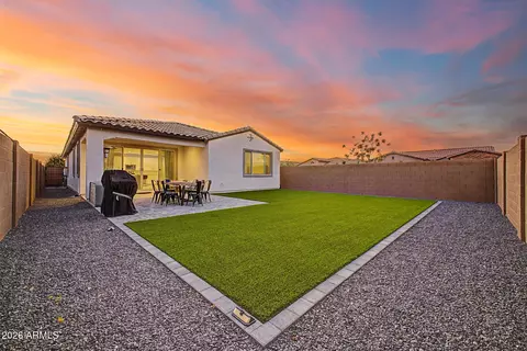 Exterior - 5913 S 25th Ln, Phoenix, AZ 85041 photo 1 of 6