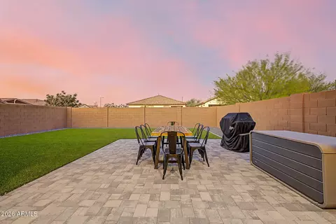 Exterior - 5913 S 25th Ln, Phoenix, AZ 85041 photo 2 of 6