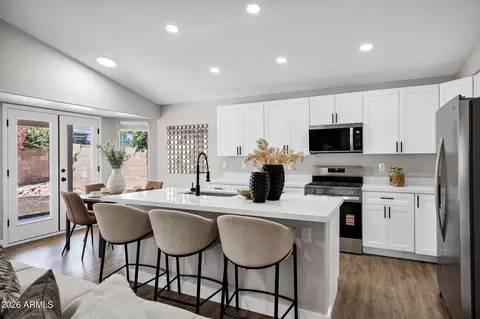 Kitchen - 7258 E Medina Ave, Mesa, AZ 85209 photo 1 of 5