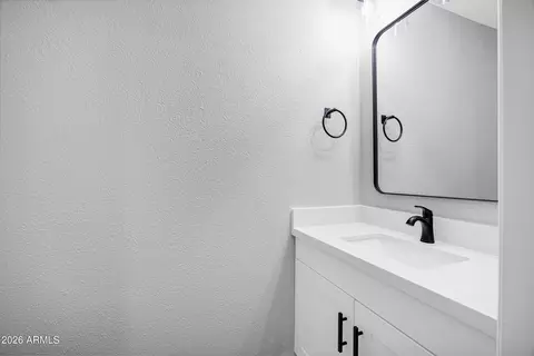 Bath - 412 E Orion St, Tempe, AZ 85283 photo 4 of 4