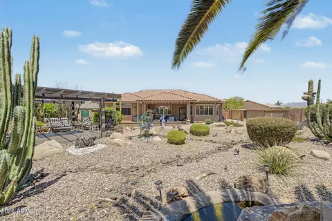 Exterior - 11547 E Medina Ave, Mesa, AZ 85209 photo 7 of 10