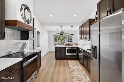 Kitchen - 2313 E Cortez Dr, Gilbert, AZ 85234 photo 4 of 5