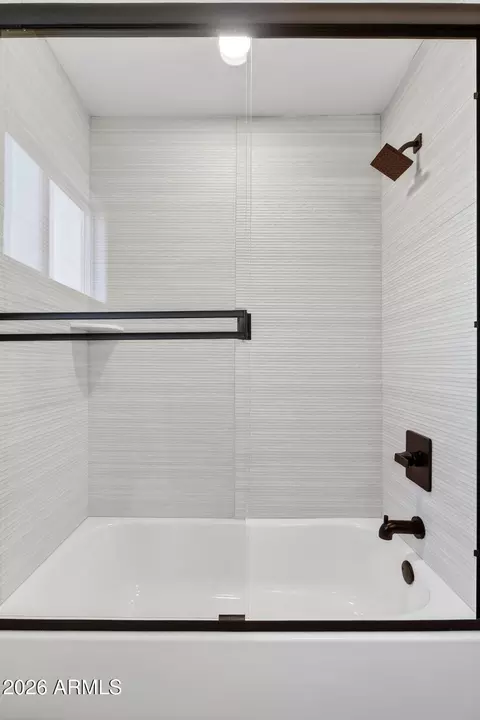 Bath - 2313 E Cortez Dr, Gilbert, AZ 85234 photo 6 of 6