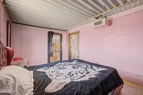 Bedroom - 6909 W Wolf St, Phoenix, AZ 85033 photo 4 of 8