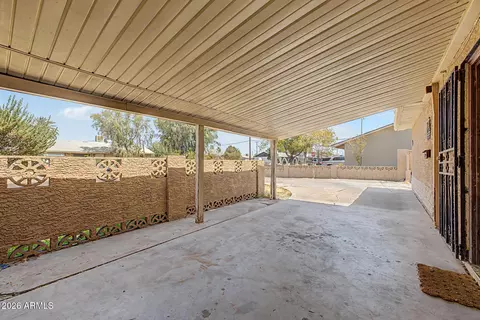 Exterior - 6909 W Wolf St, Phoenix, AZ 85033 photo 2 of 8
